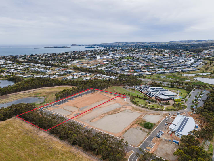5 Fringe-Lily Place Chiton SA 5211 - Image 1