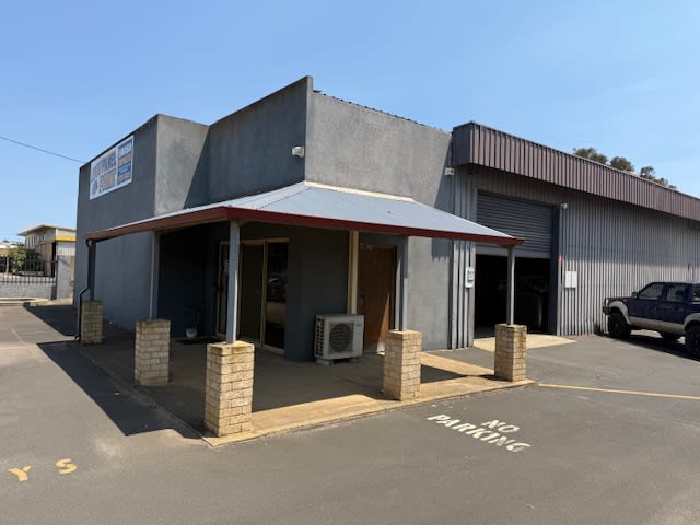 Click to view all images 16 Yookson Road Picton WA 6229 - Image 2