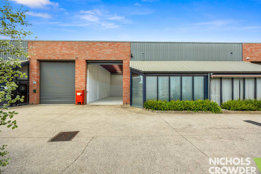 3/16 Tarnard Drive Braeside VIC 3195 - Image 2
