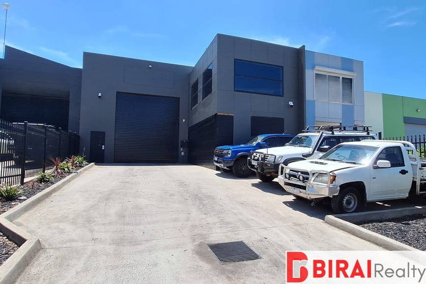Click to view all images 1/4 Poa Court Craigieburn VIC 3064 - Image 2