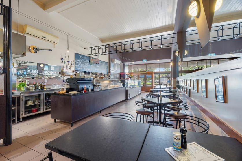 Click to view all images 313 Sturt Street Ballarat Central VIC 3350 - Image 3