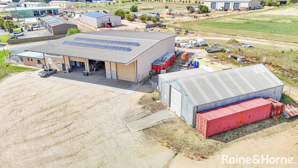 Click to view all images 235 Milvale Road Young NSW 2594 - Image 3