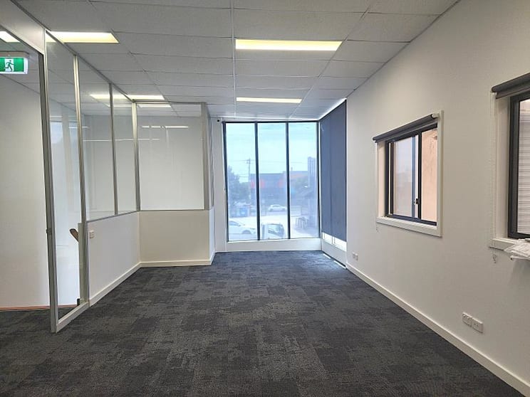Click to view all images 7/33-35 Lara Way Campbellfield VIC 3061 - Image 3