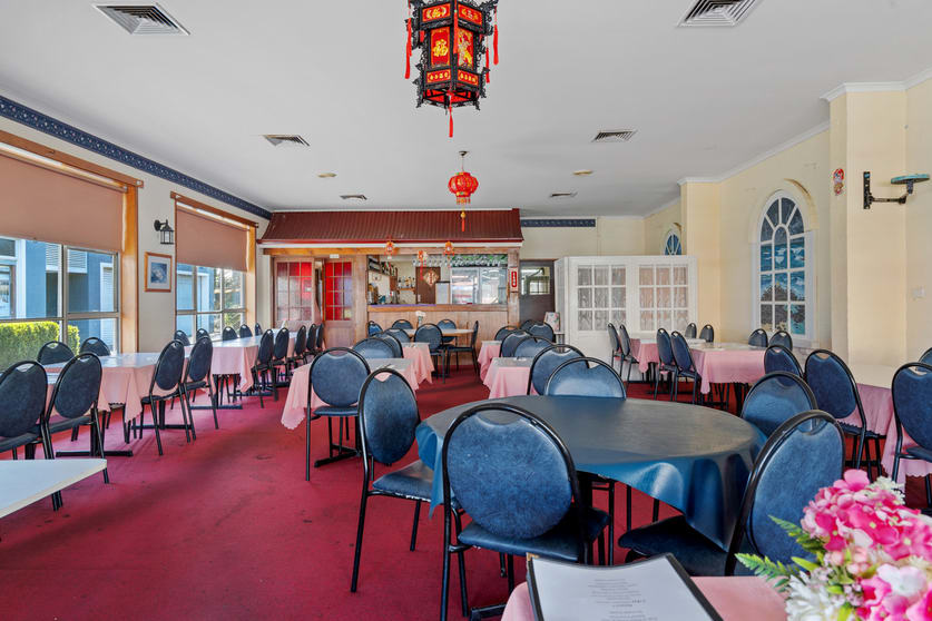 Click to view all images 58 Sackville Street Port Fairy VIC 3284 - Image 3