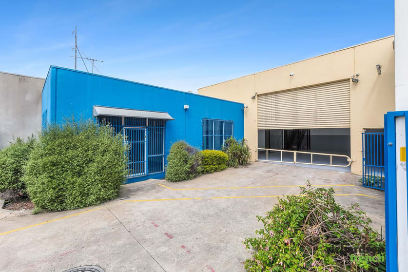 Click to view all images 5/24 SOMERTON PARK DRIVE Campbellfield VIC 3061 - Image 1