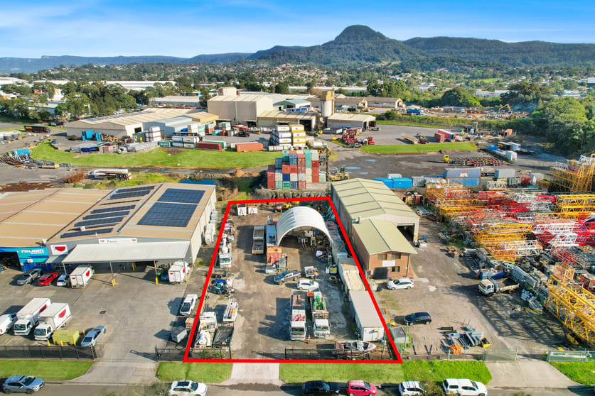 Click to view all images 19 Resolution Drive Unanderra NSW 2526 - Image 1