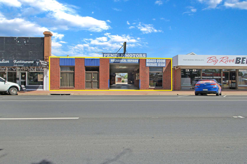 Click to view all images 106 Renmark Avenue Renmark SA 5341 - Image 1
