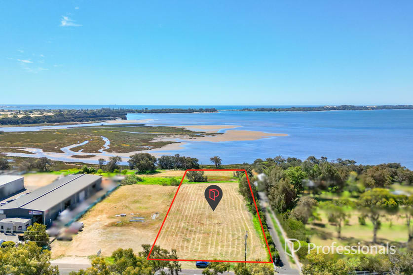 Click to view all images 105 Estuary Drive Pelican Point WA 6230 - Image 3