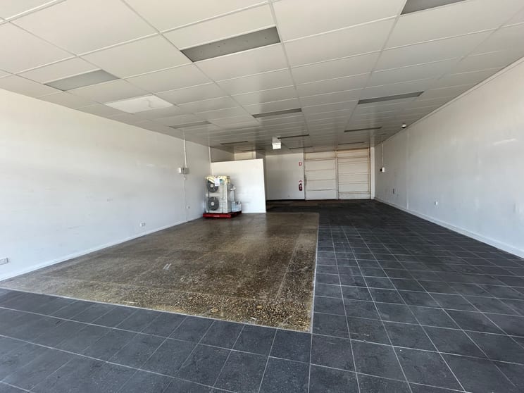 Click to view all images 3/53-55 Heffernan Street Mitchell ACT 2911 - Image 3