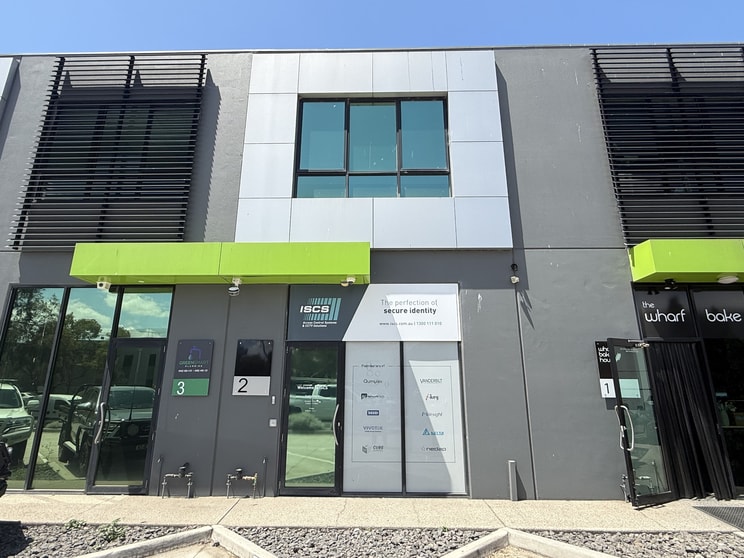 Click to view all images 2 - 34 Wirraway Dr Port Melbourne VIC 3207 - Image 1