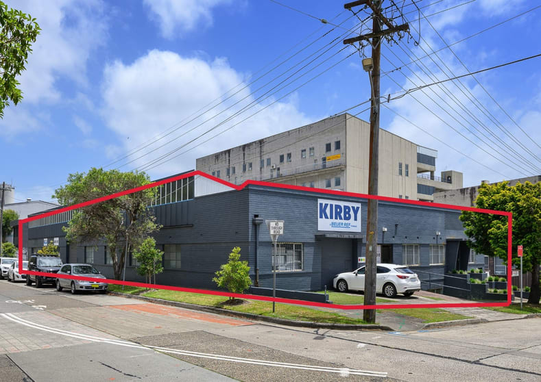 Click to view all images 22 Waltham Street Artarmon NSW 2064 - Image 1