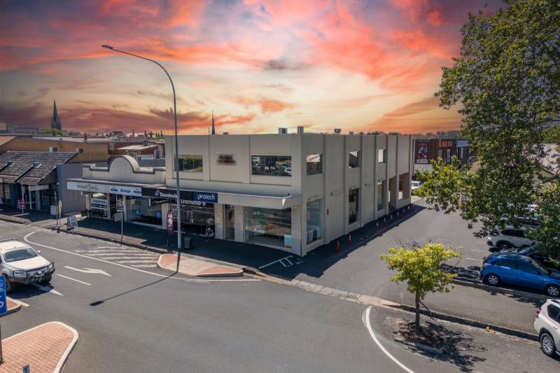 COMMERCIAL INVESTMENT PROPERTY/24 Sale Street Orange NSW 2800 - Image 1