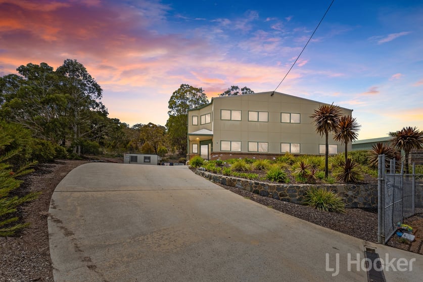 9 Penney Place Queanbeyan East NSW 2620 - Image 1