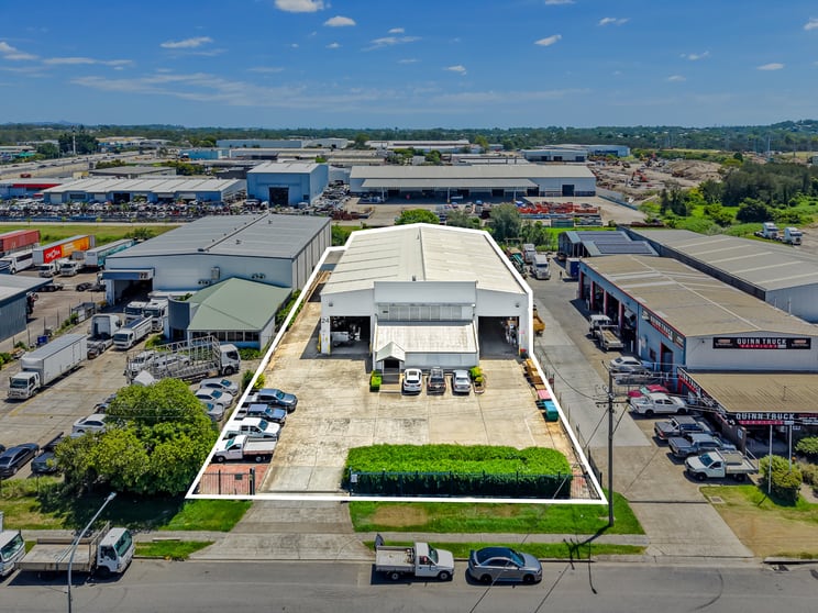 24 Suscatand Street Rocklea QLD 4106 - Image 1