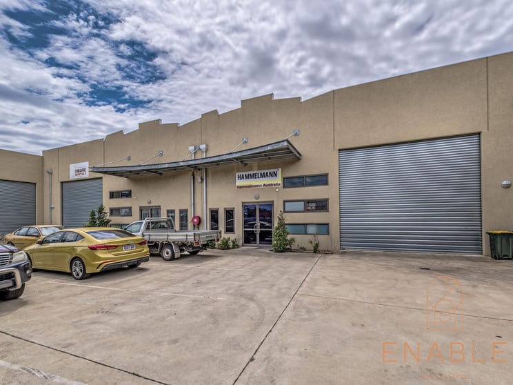 Click to view all images 1 Park Place Bibra Lake WA 6163 - Image 2