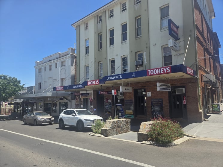 64 Kendal Street Cowra NSW 2794 - Image 1