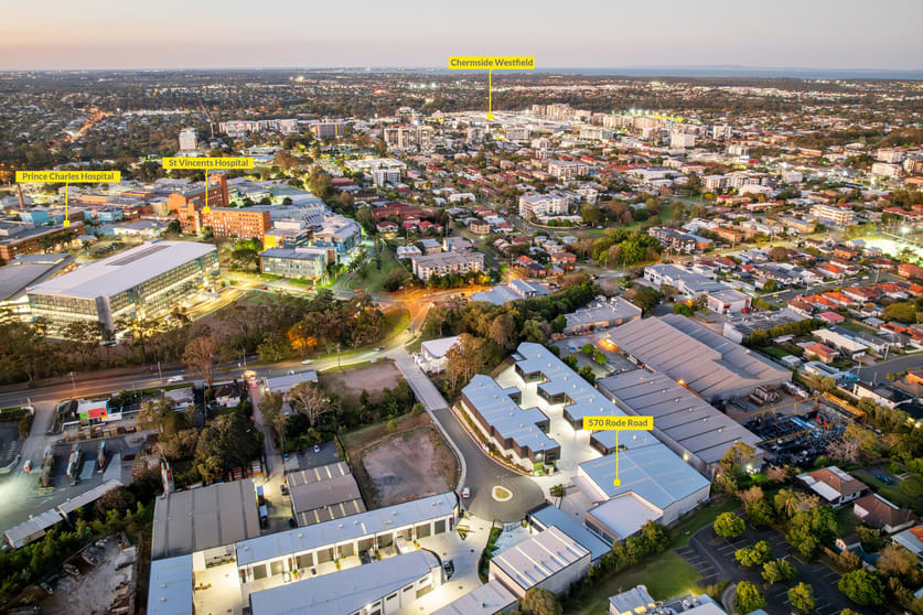 Click to view all images 570 Rode Road Chermside QLD 4032 - Image 3