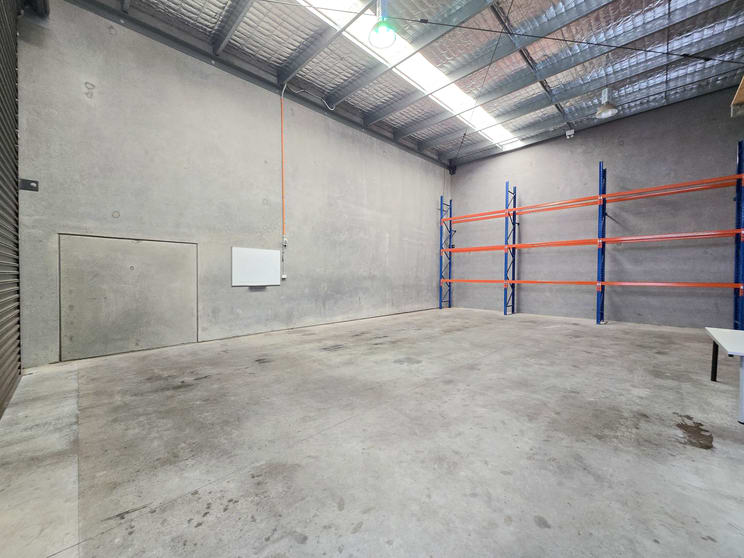Click to view all images Unit 2/8 Gibbens Road West Gosford NSW 2250 - Image 2