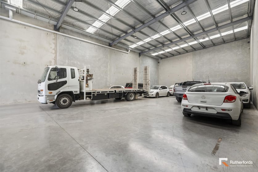 Click to view all images 9 Poa Court Craigieburn VIC 3064 - Image 2
