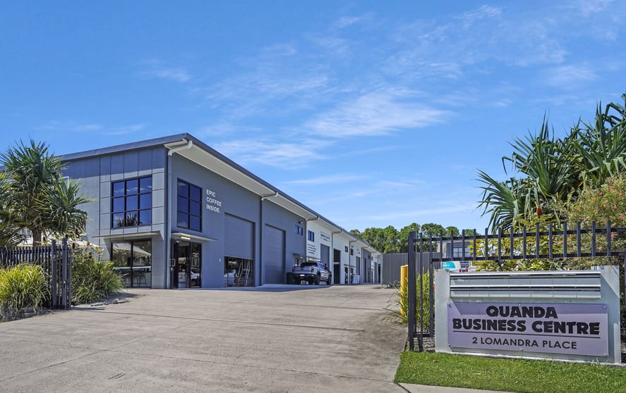 Click to view all images 4/2 Lomandra Place Coolum Beach QLD 4573 - Image 1