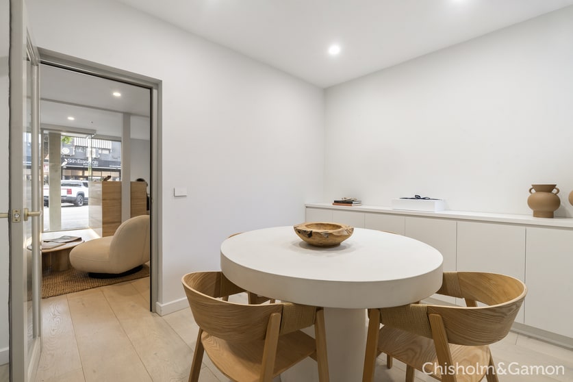 1 & 6/89 Ormond Road Elwood VIC 3184 - Image 2