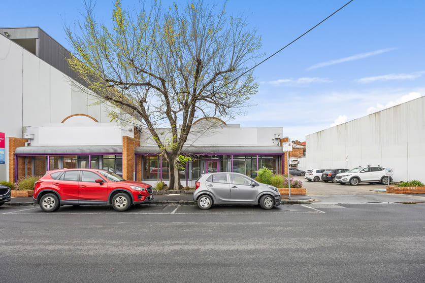 Click to view all images 27-35 Byron Street Footscray VIC 3011 - Image 2