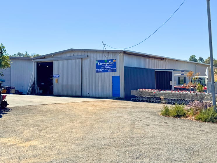 Click to view all images 1311 Brookton Highway Karragullen WA 6111 - Image 3