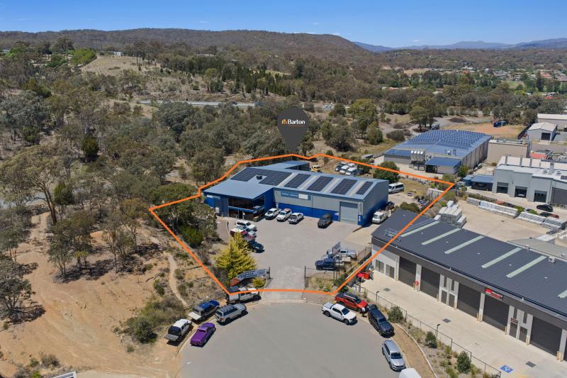 Click to view all images 4 Dominion Place Queanbeyan East NSW 2620 - Image 3