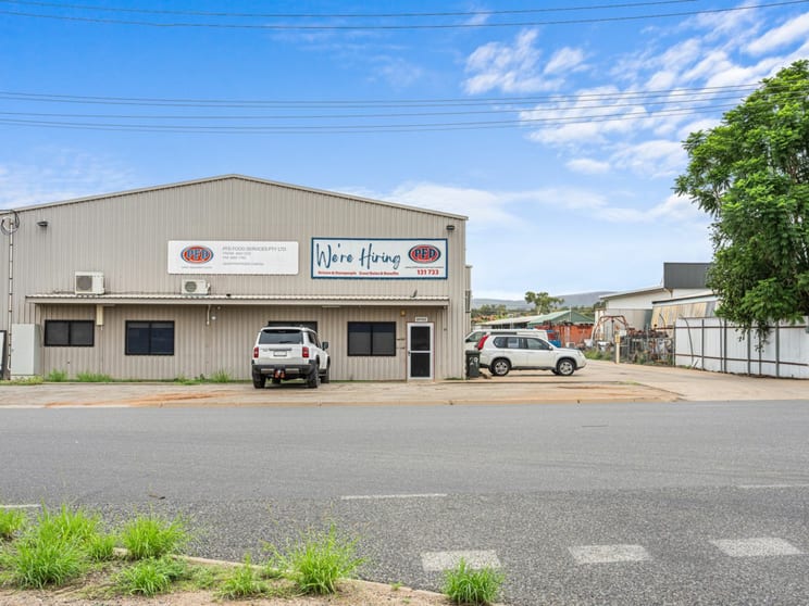 Click to view all images 29 Cameron Street Braitling NT 0870 - Image 2