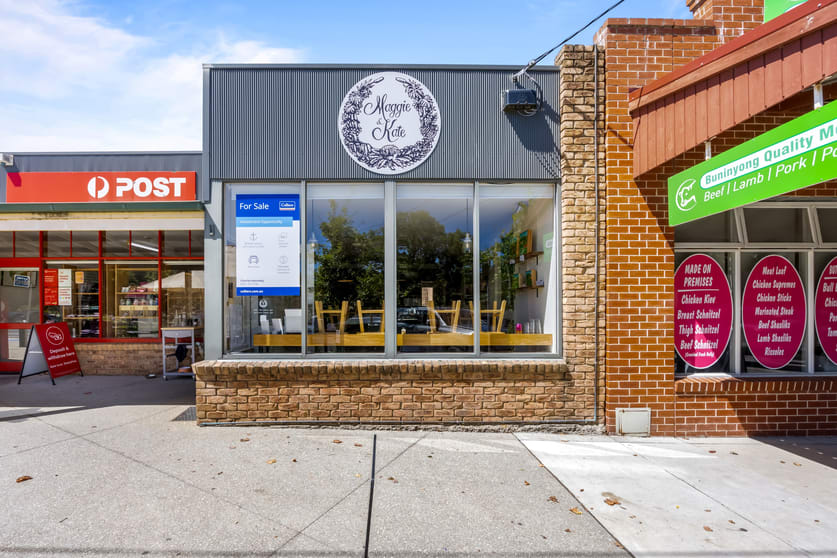Click to view all images 4/403 Warrenheip Street Buninyong VIC 3357 - Image 1