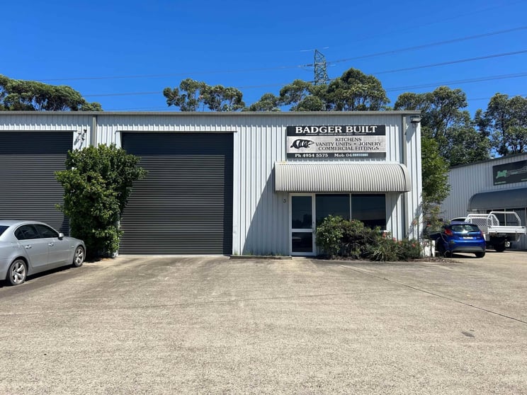 Click to view all images Unit 3, 8 Aminya Place Cardiff NSW 2285 - Image 1