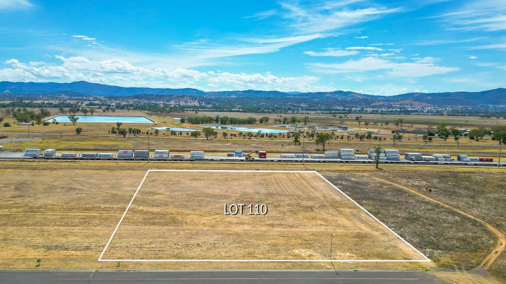Click to view all images Tamworth Global Gateway Park Tamworth NSW 2340 - Image 3