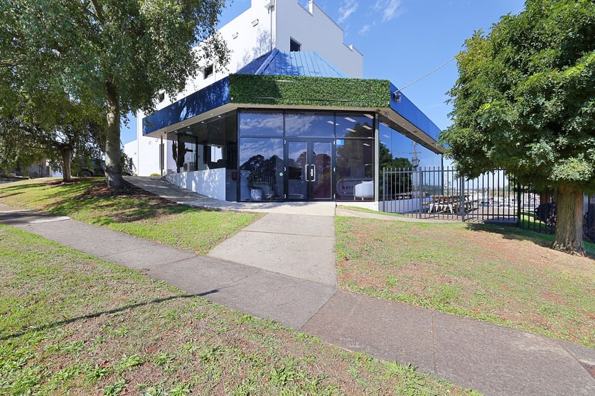 Click to view all images 19 Queen Street Warragul VIC 3820 - Image 2