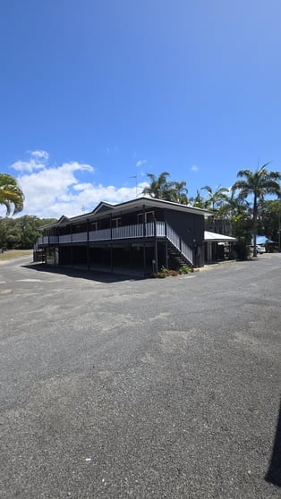 12/52 Captain Cook Dr Agnes Water QLD 4677 - Image 1