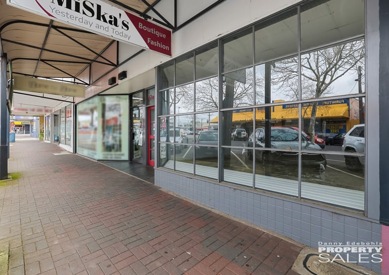 2/42 Moore Street Moe VIC 3825 - Image 2