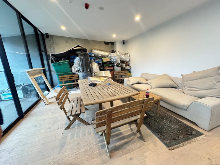 Click to view all images 30 Beverley Street Yarraville VIC 3013 - Image 3