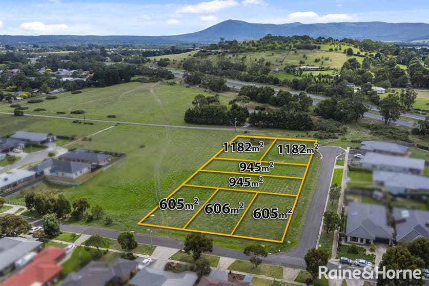 17 Mckim Road Gisborne VIC 3437 - Image 2