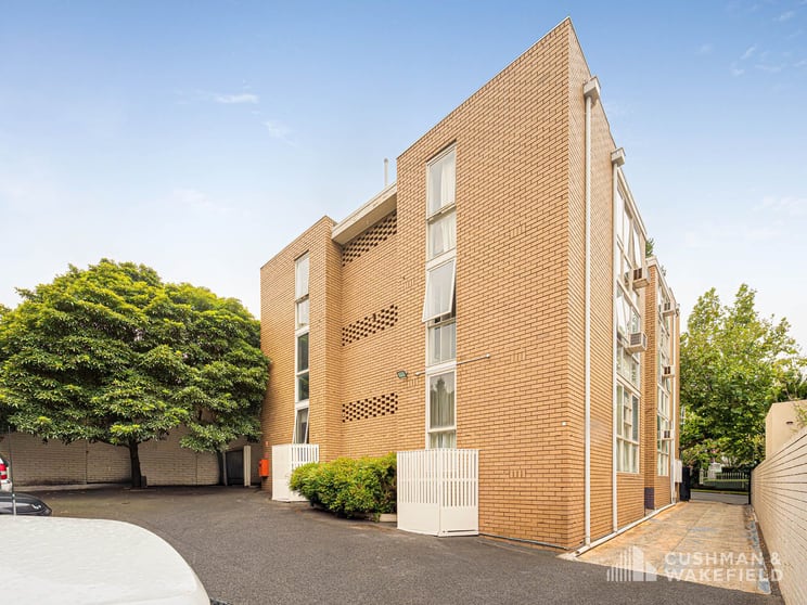Click to view all images Units 1-12/65 Tivoli Rd South Yarra VIC 3141 - Image 1