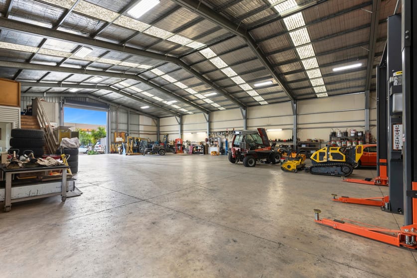 Click to view all images 6-8 Birkett Place South Geelong VIC 3220 - Image 3