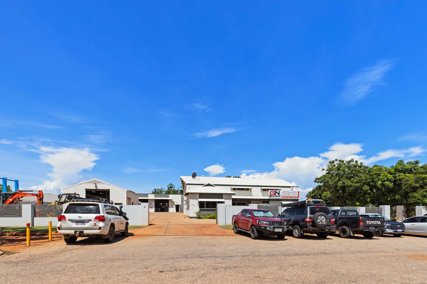 9 Lucas Street Broome WA 6725 - Image 2