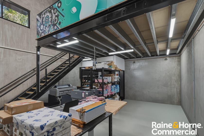 Click to view all images 1/102 Delta Street Geebung QLD 4034 - Image 2