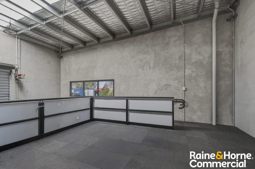 Click to view all images 1/102 Delta Street Geebung QLD 4034 - Image 3