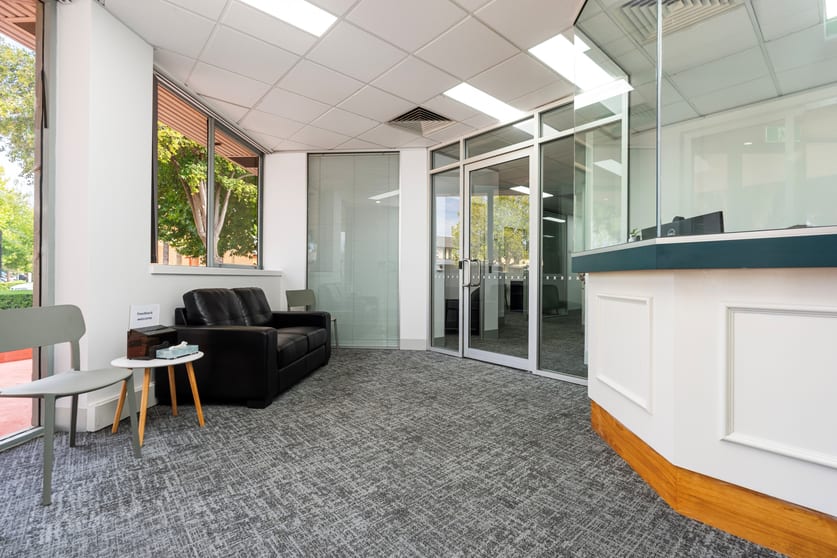 Click to view all images 601 Olive Street Albury NSW 2640 - Image 2