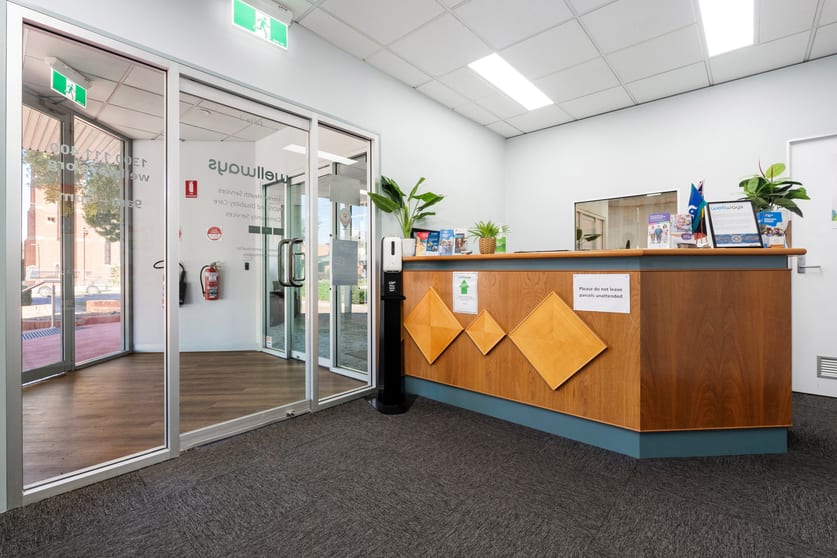 2/601 Olive Street Albury NSW 2640 - Image 2