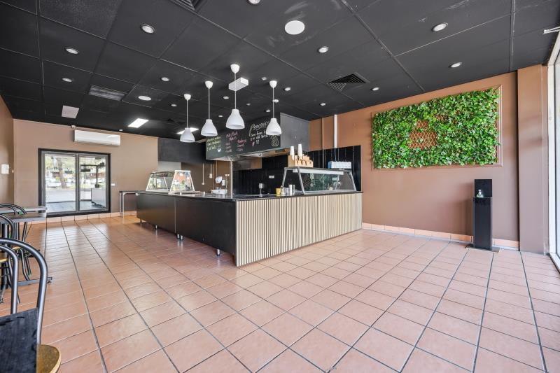 Click to view all images Shop 2/191-195 Hull Road Mooroolbark VIC 3138 - Image 2