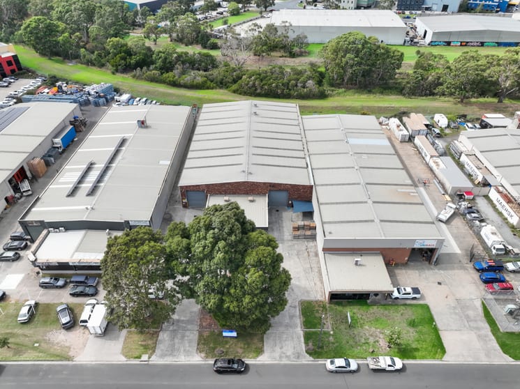 Click to view all images 1/24 & 2/24 Commercial Drive Dandenong South VIC 3175 - Image 1