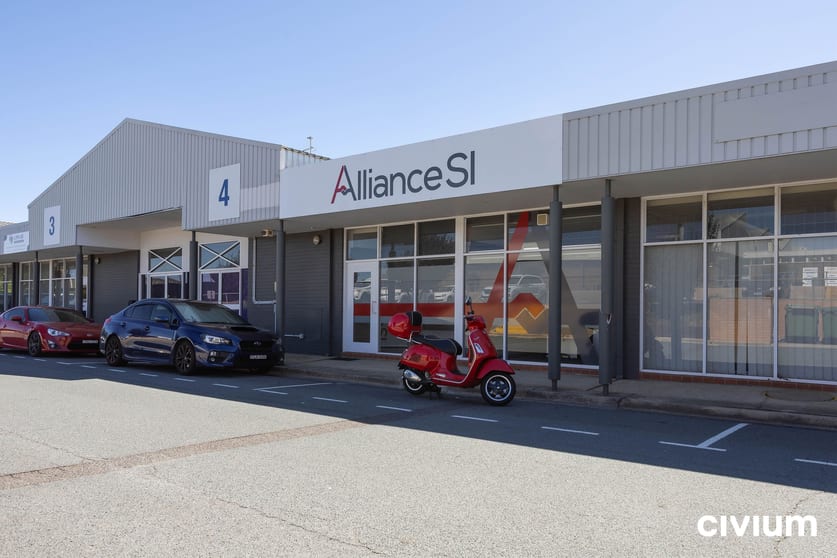 Unit 4/105 Newcastle Street Fyshwick ACT 2609 - Image 1
