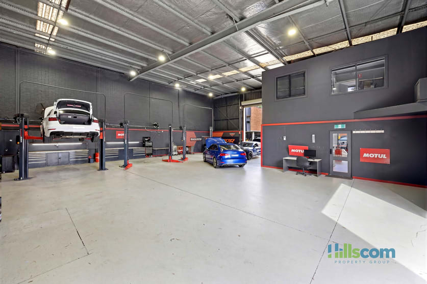 Click to view all images 6/10 Salisbury Road Castle Hill NSW 2154 - Image 2
