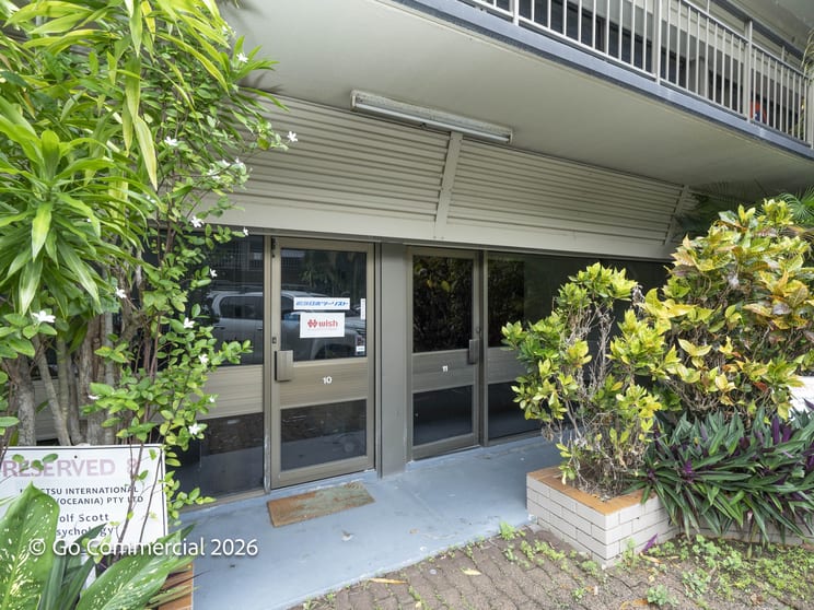 Click to view all images 10/25 Grafton Street Cairns City QLD 4870 - Image 2