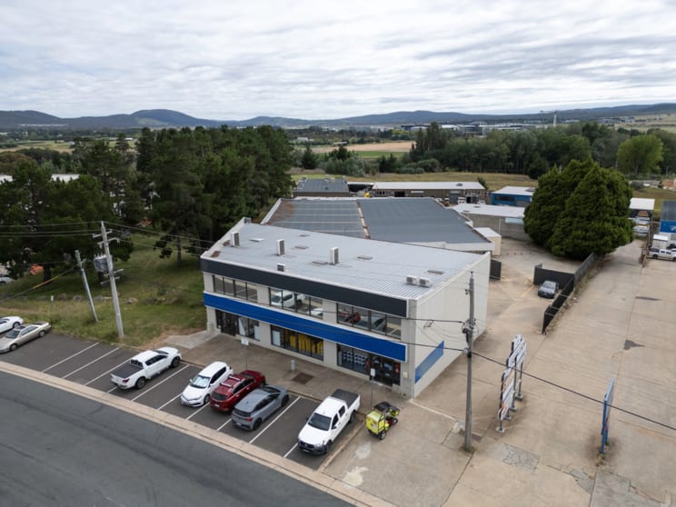 1 & 2/125 Gladstone Street Fyshwick ACT 2609 - Image 1